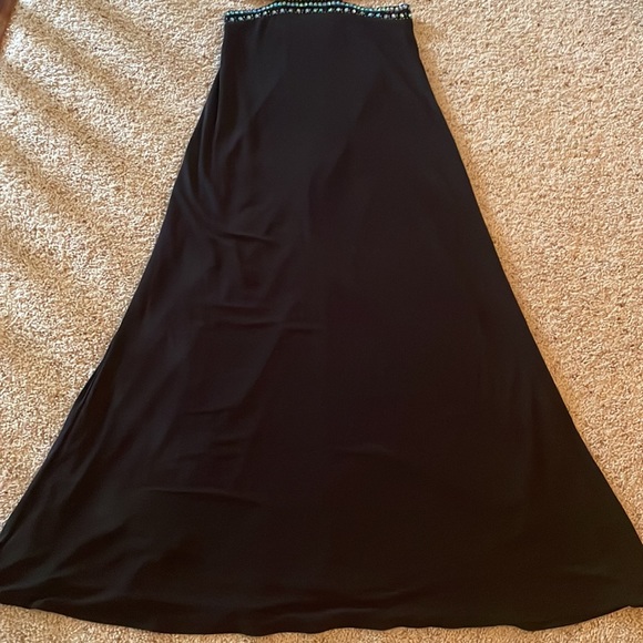 Prom gown - Picture 3 of 5